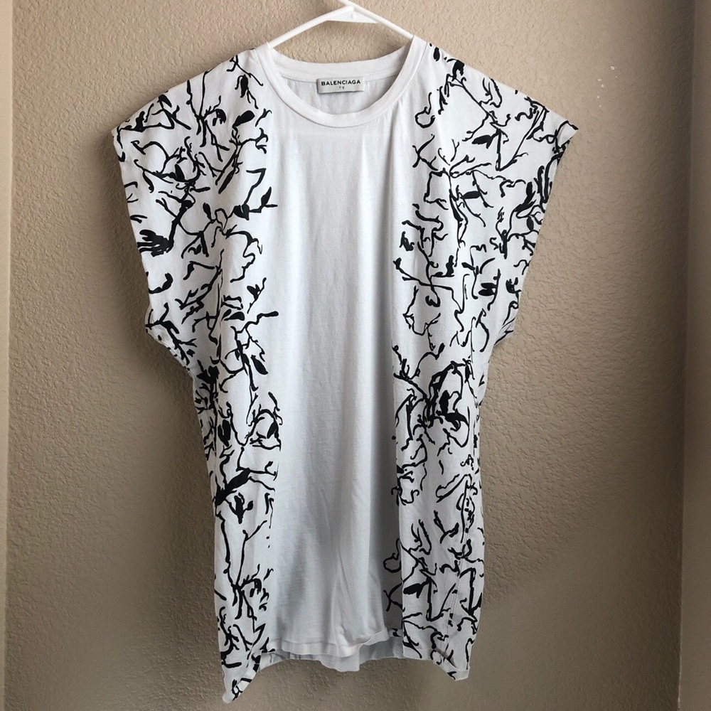 Balenciage T’s Print Sleeveless Size Small